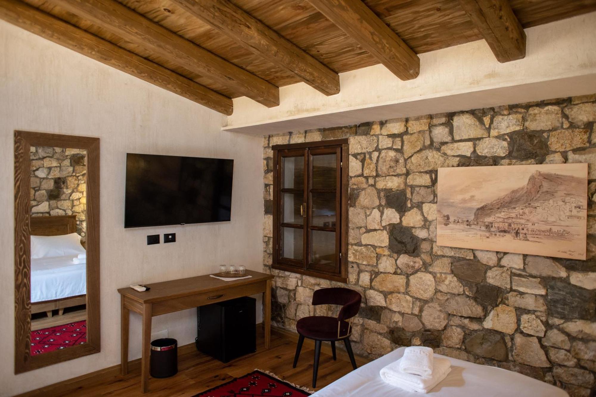 Vista Boutique Hotel Berat Eksteriør bilde