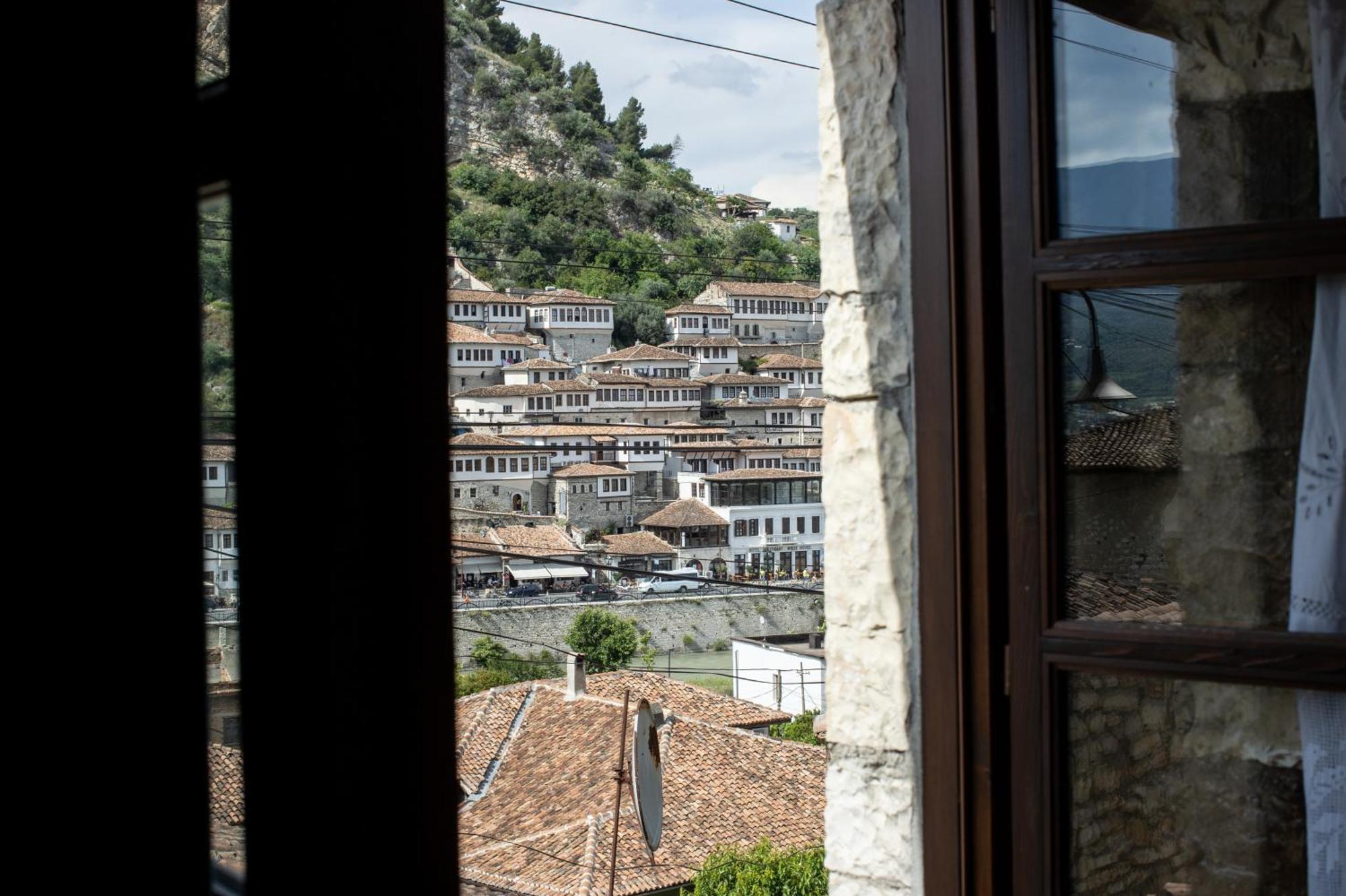Vista Boutique Hotel Berat Eksteriør bilde