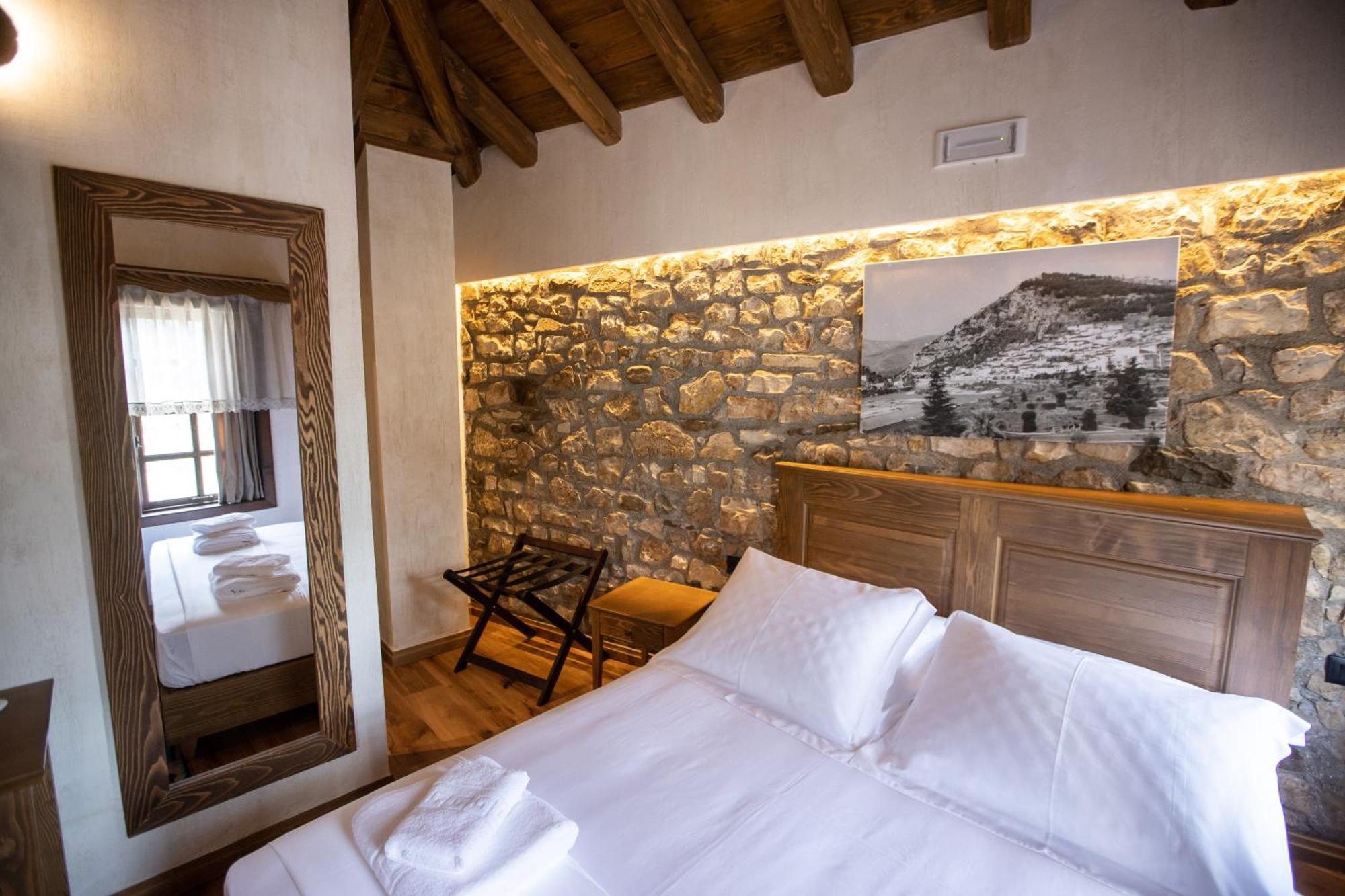Vista Boutique Hotel Berat Eksteriør bilde